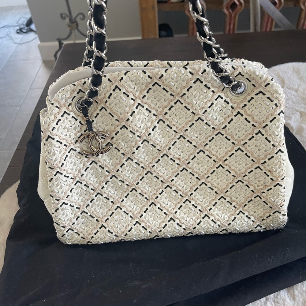 CHANEL Cream, Beige Quilted,PATENT LEATHER BAG 14”BY 9” good condition
